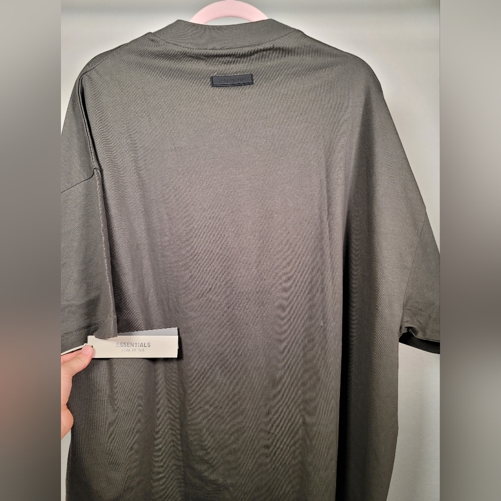 Essentials Olive Green Oversized/Heavyweight T-Sh… - image 4